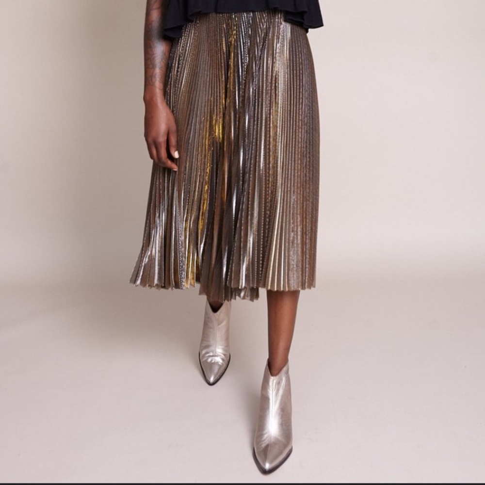 Rachel Comey Romana Skirt- Metallic Gold Pleated Skirt, Small, Never worn!
